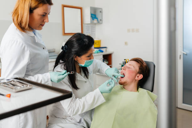 Emergency Gum Pain Relief in AZ